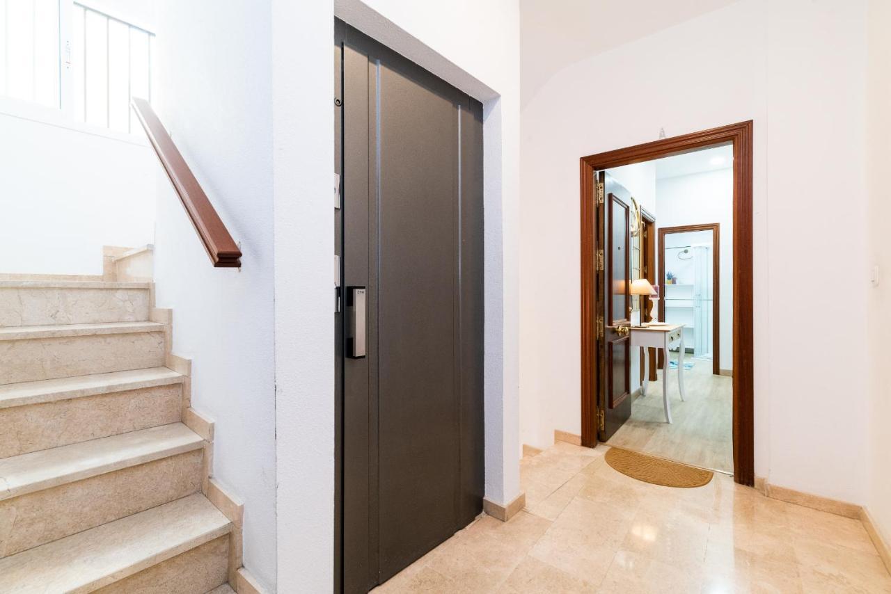 Apart. Santa Paula En Granada Exterior photo